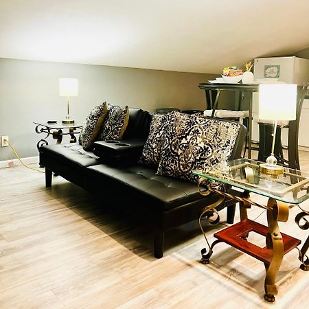Loft Guest Suite 1 Bedroom チャールストン エクステリア 写真